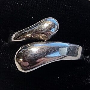 Retro / Vintage 2003 Tiffany & Co Teardrop Ring